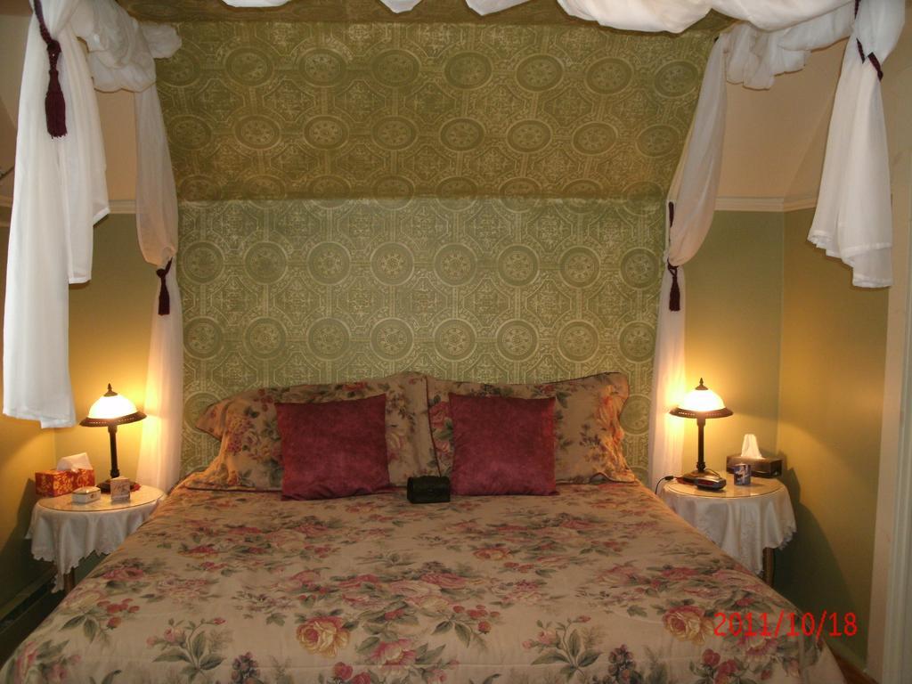 Ici et Maintenant Bed and Breakfast Magog Camera foto